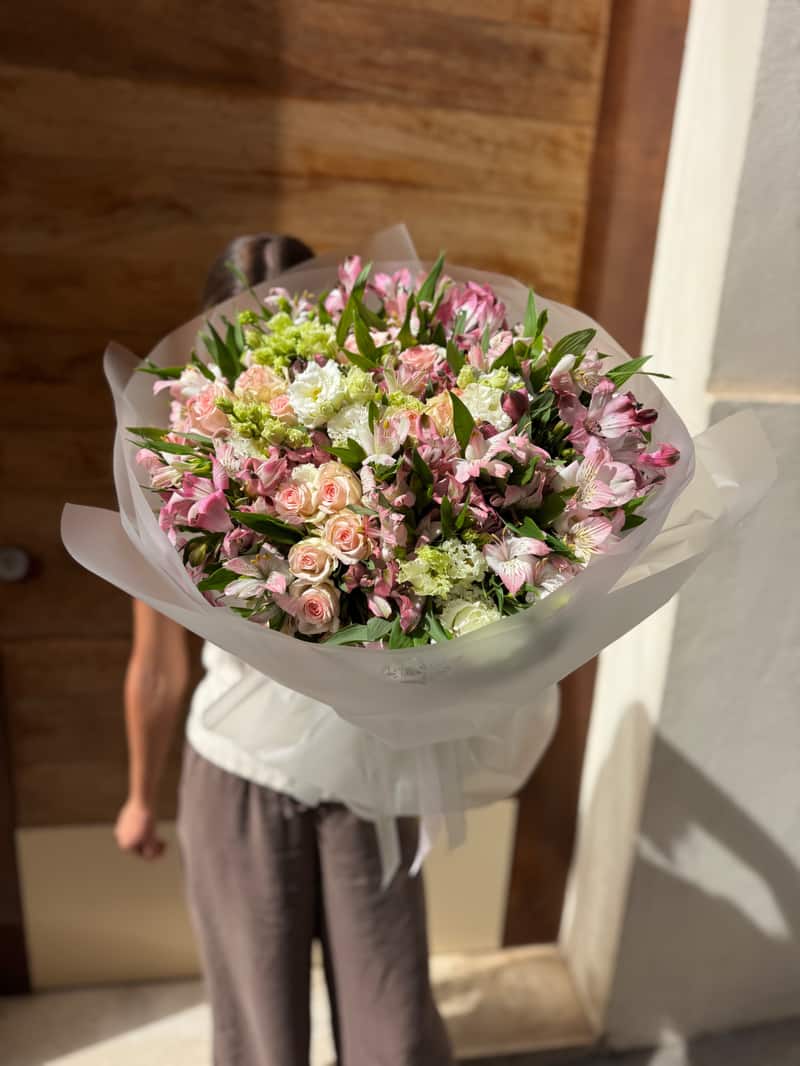 Mix con alstroemeria 1
